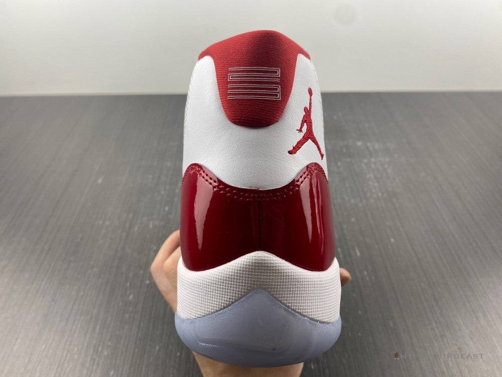 Air Jordan 11 Retro Cherry (2022)