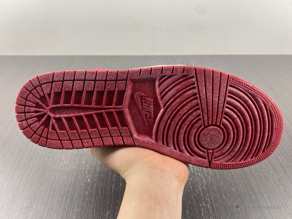 Air Jordan 1 Retro High OG 'Chicago Lost And Found'