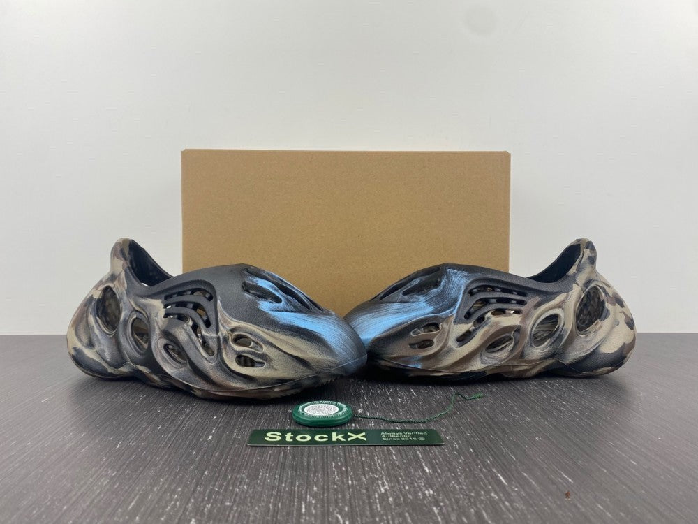 Adidas Yeezy Foam RNNR MX Cinder