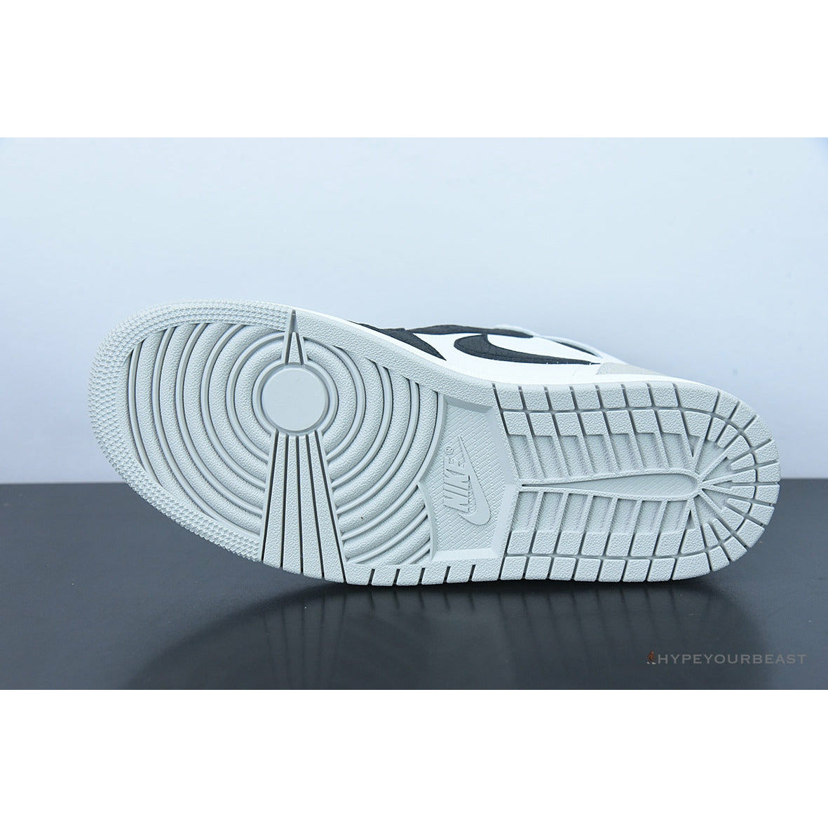 Air Jordan 1 Retro High OG 'Bleached Coral'