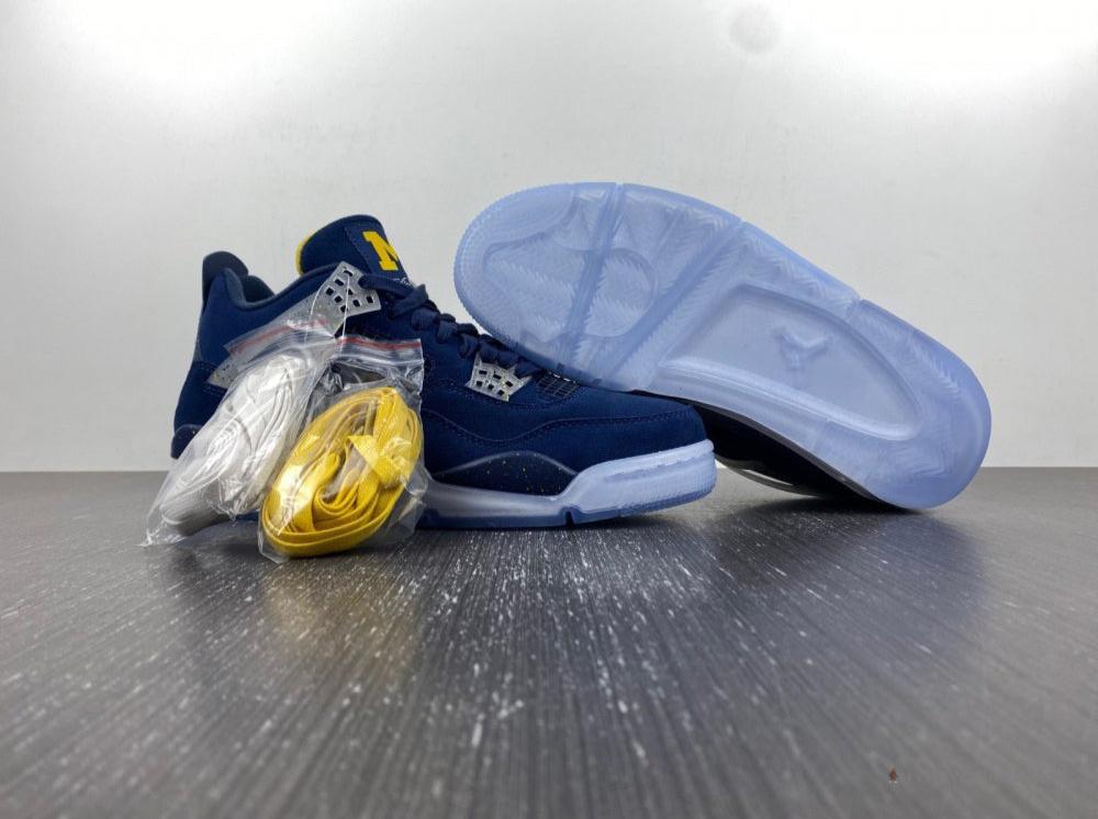 Air Jordan 4 Michigan Blue