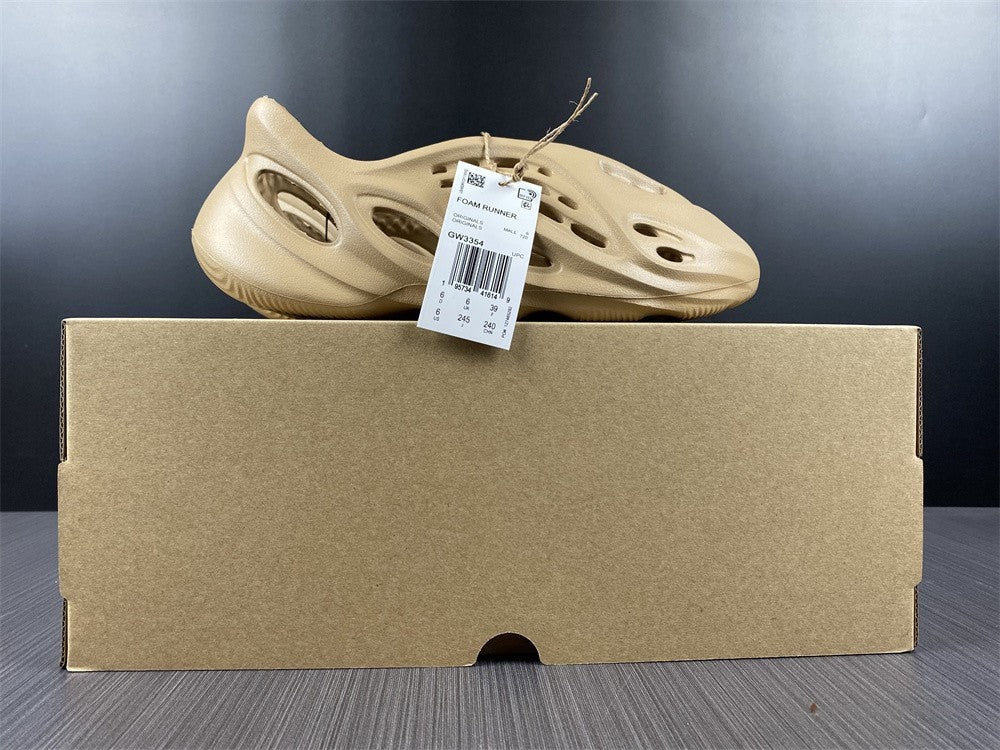 Yeezy Foam RNNR 'Ochre'