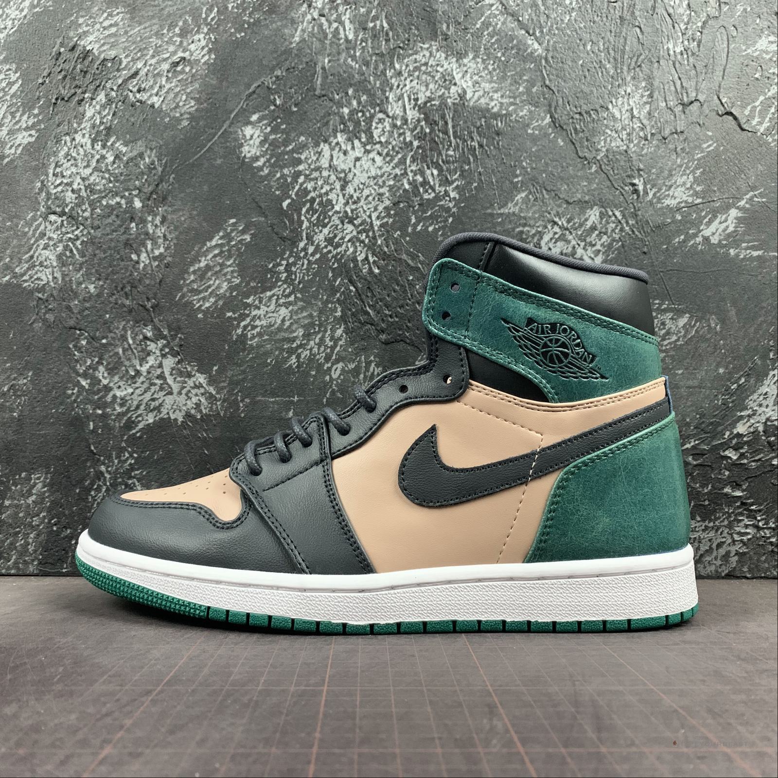 Air Jordan 1 Ret Hi Prem 'Bio Beige'