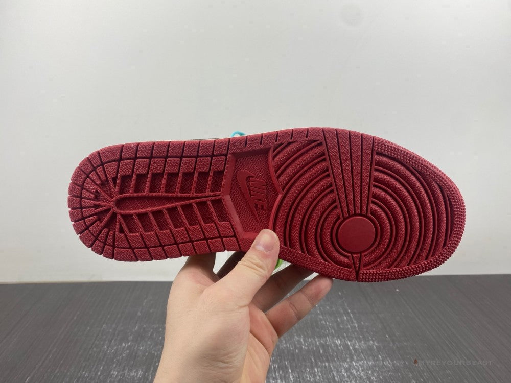 Air Jordan 1 Low OG 'Trophy Room Away'