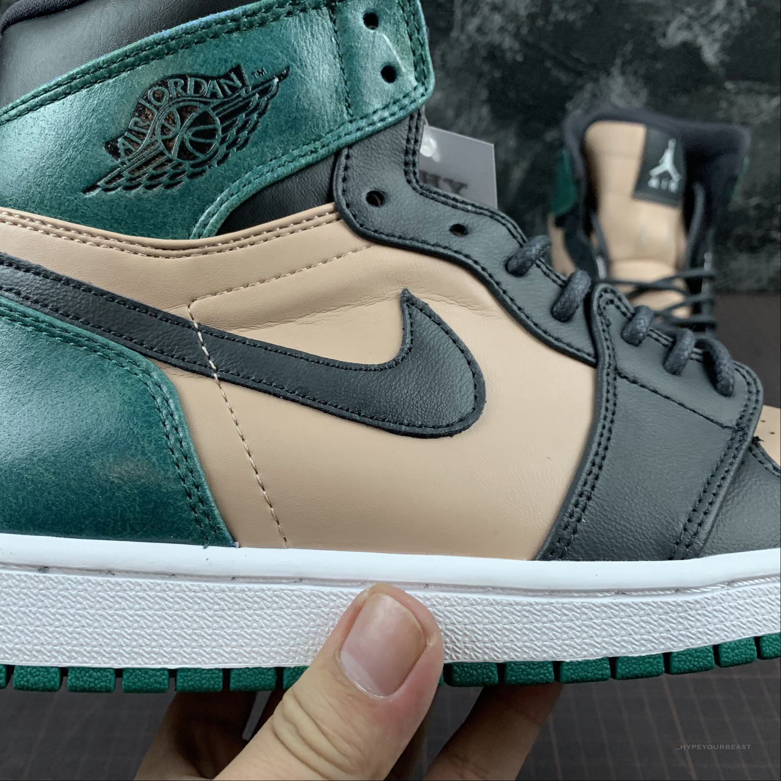 Air Jordan 1 Ret Hi Prem 'Bio Beige'