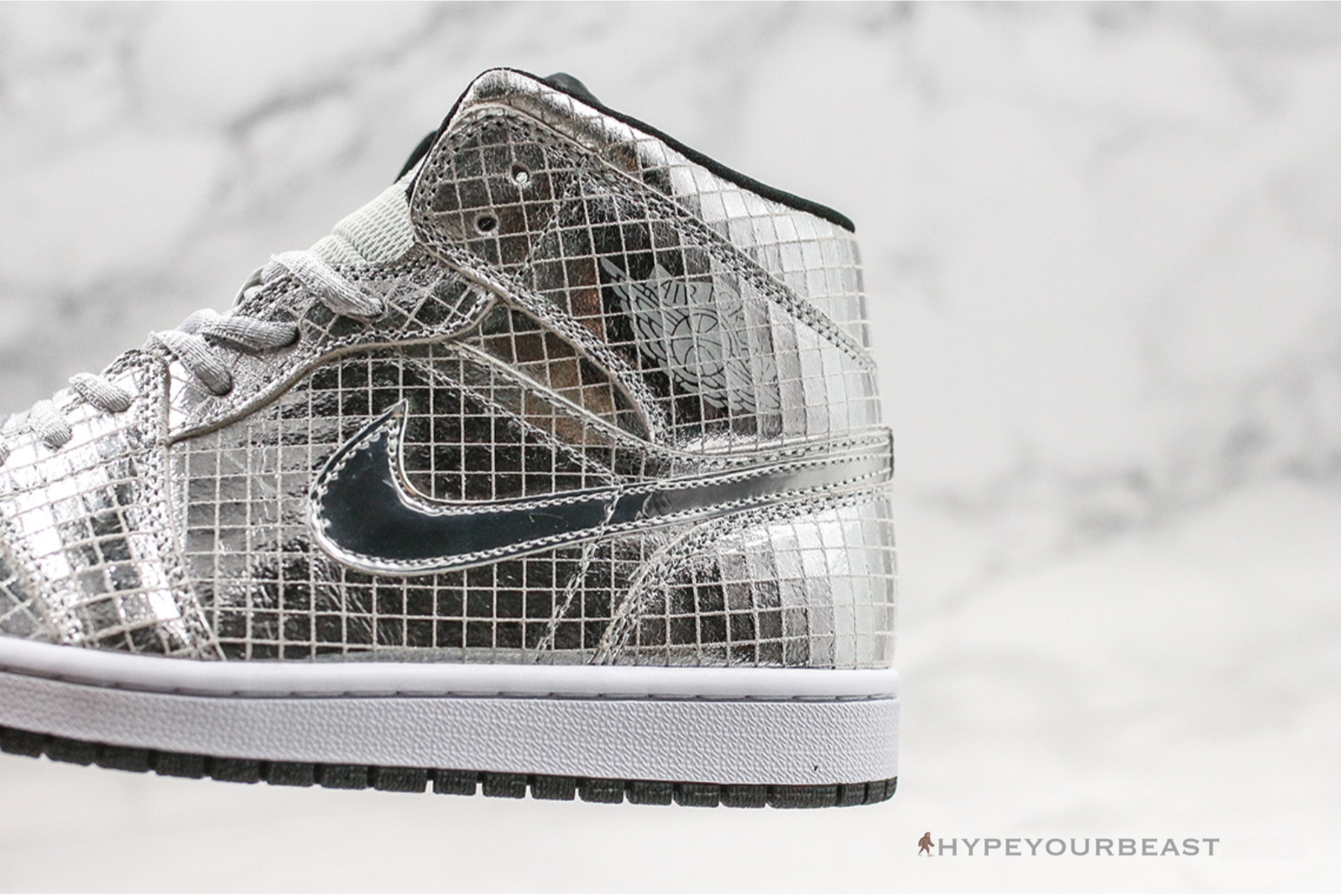 Air Jordan 1 Retro Mid 'Disco ball'