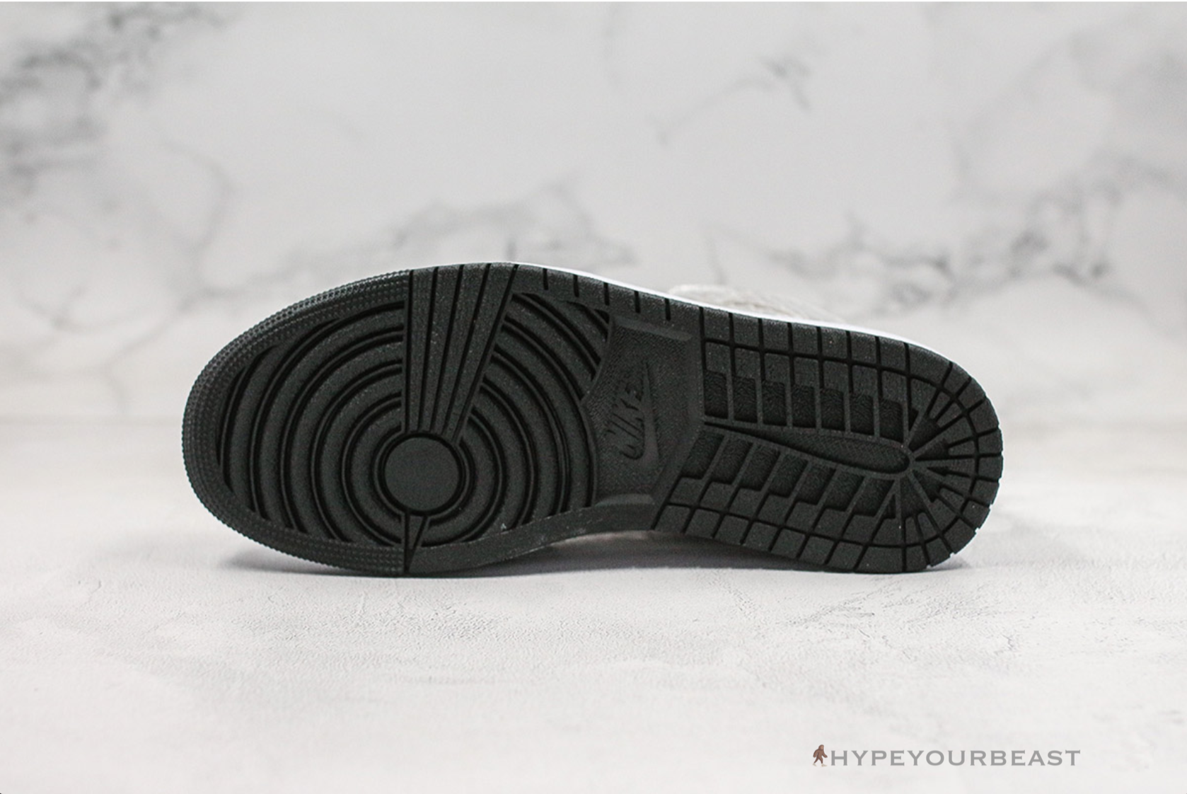 Air Jordan 1 Retro Mid 'Disco ball'