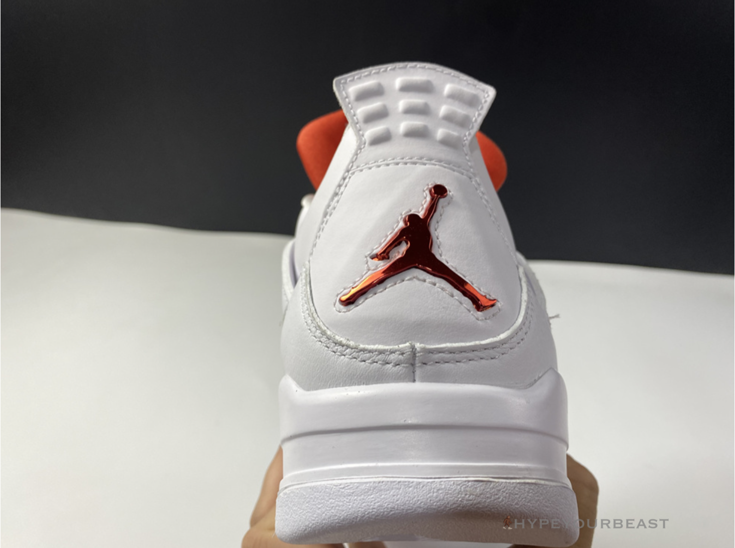 Air Jordan 4 'Pure Money Red'