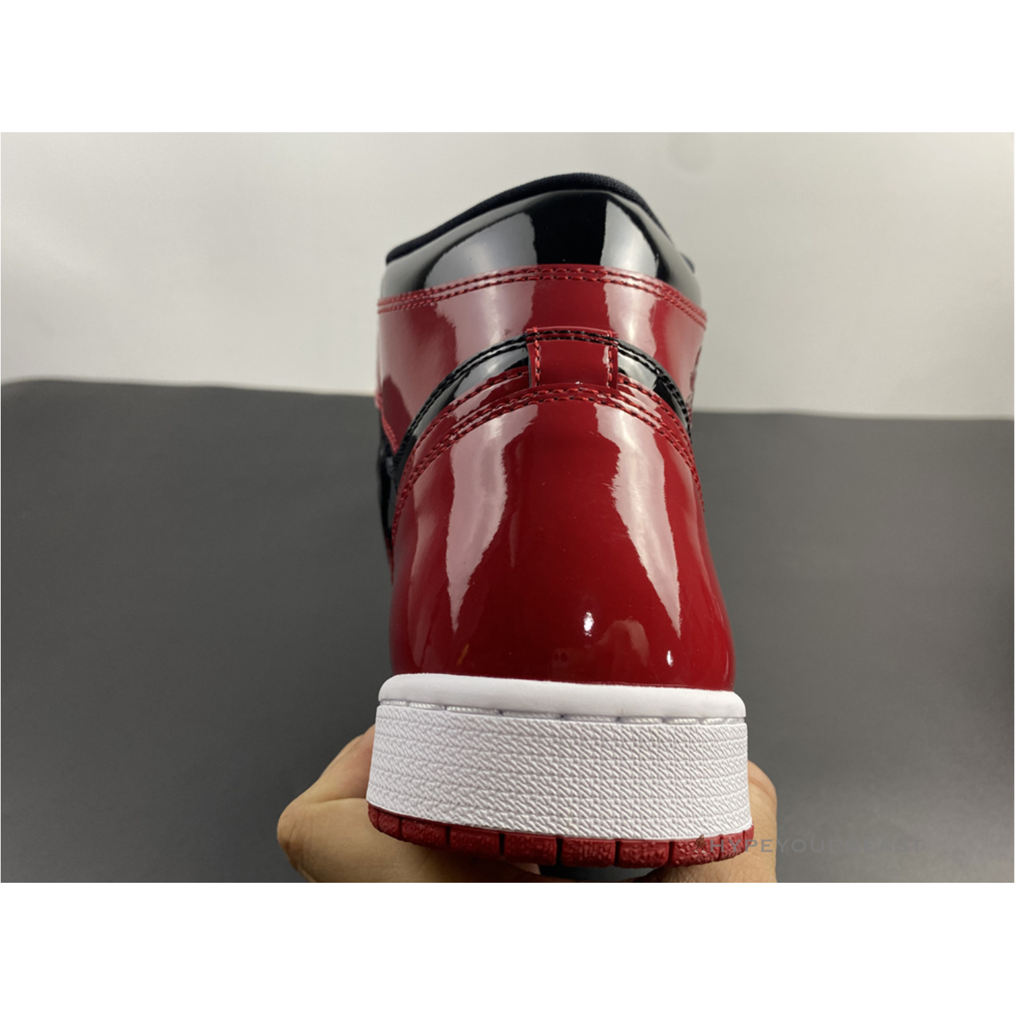 Air Jordan 1 Retro High OG 'Bred Patent'