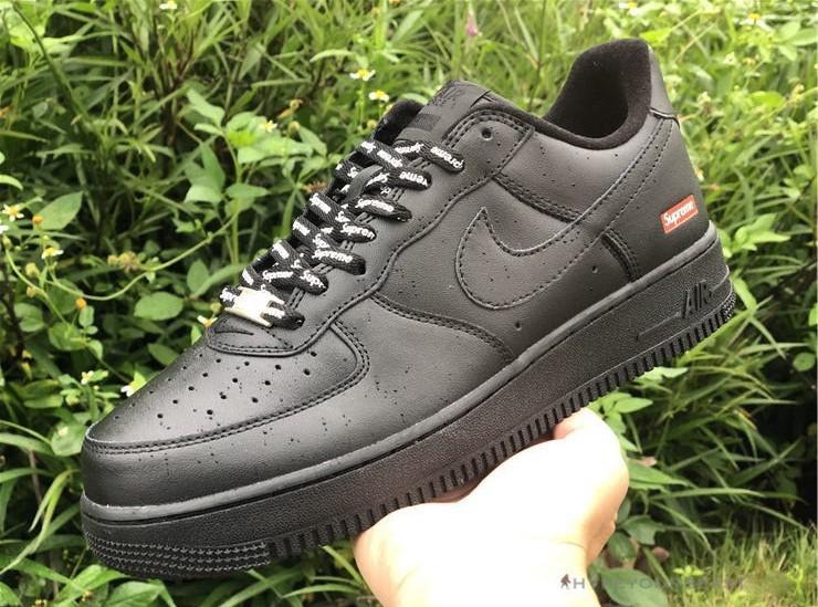 Nike Air Force 1 Low Supreme Black