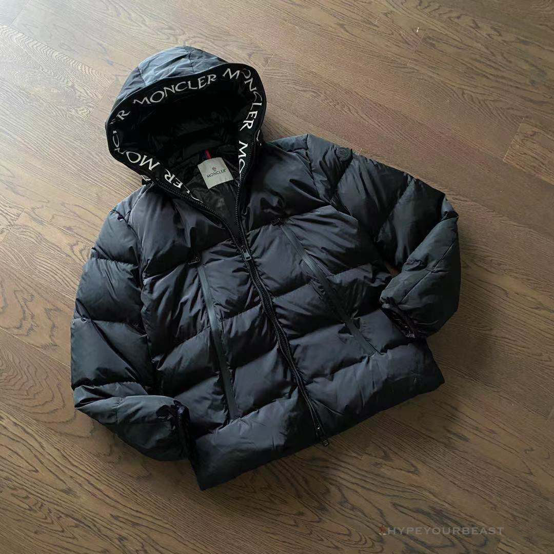 Moncler Puffer Jacket Black Hooded