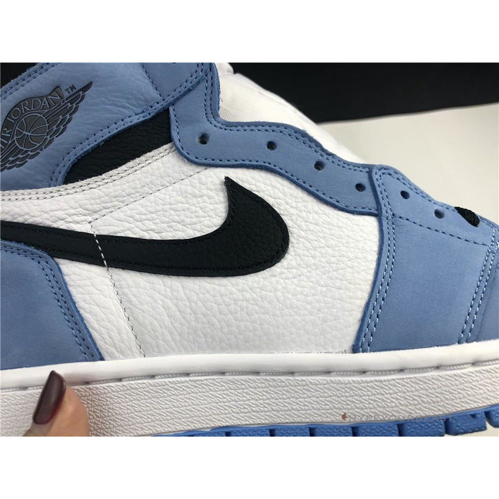 Air Jordan 1 High University Blue