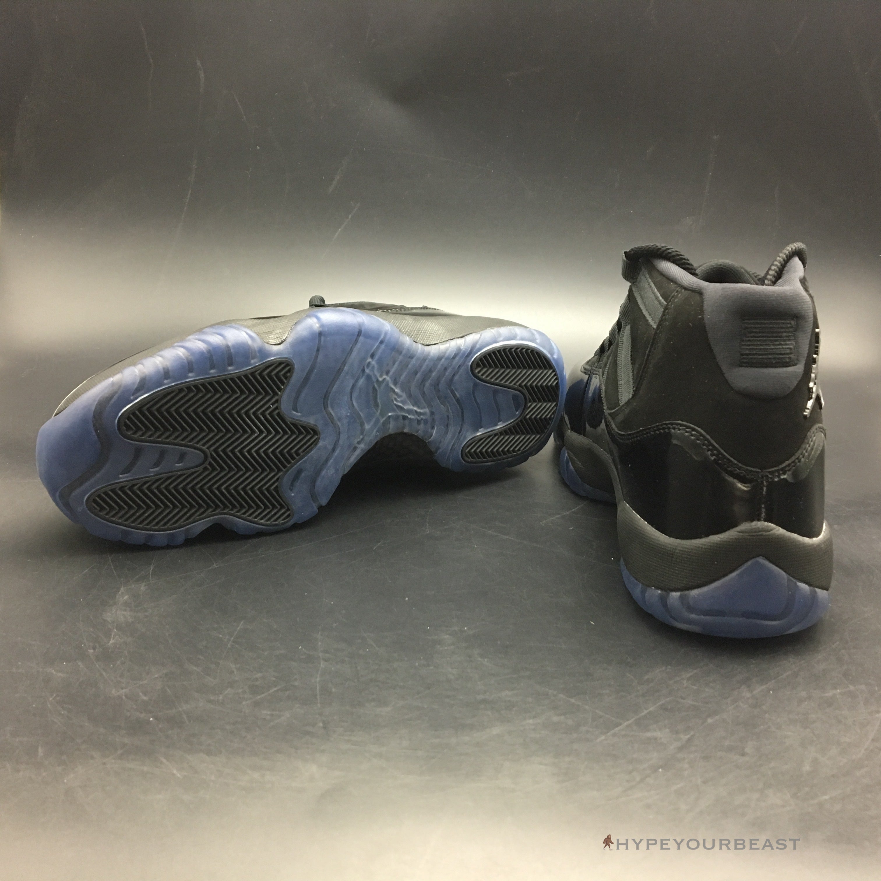 Air Jordan 11 'Prom Night'