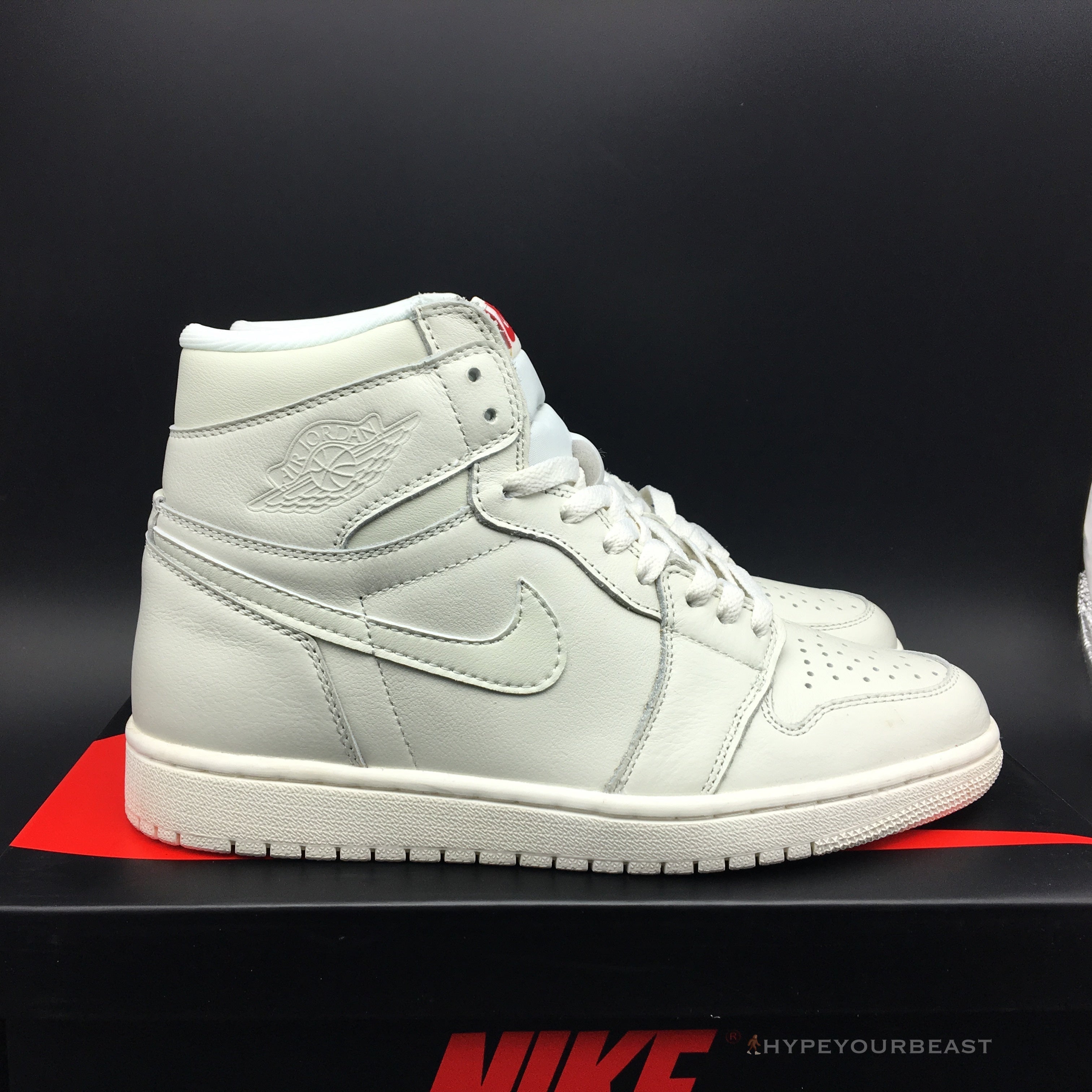 Air Jordan 1 Retro High OG 'Sail'