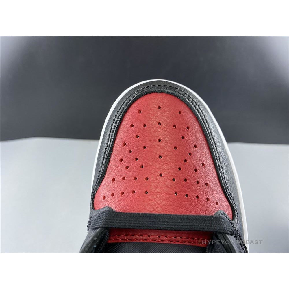 Air Jordan 1 High 'UNC to Chicago'