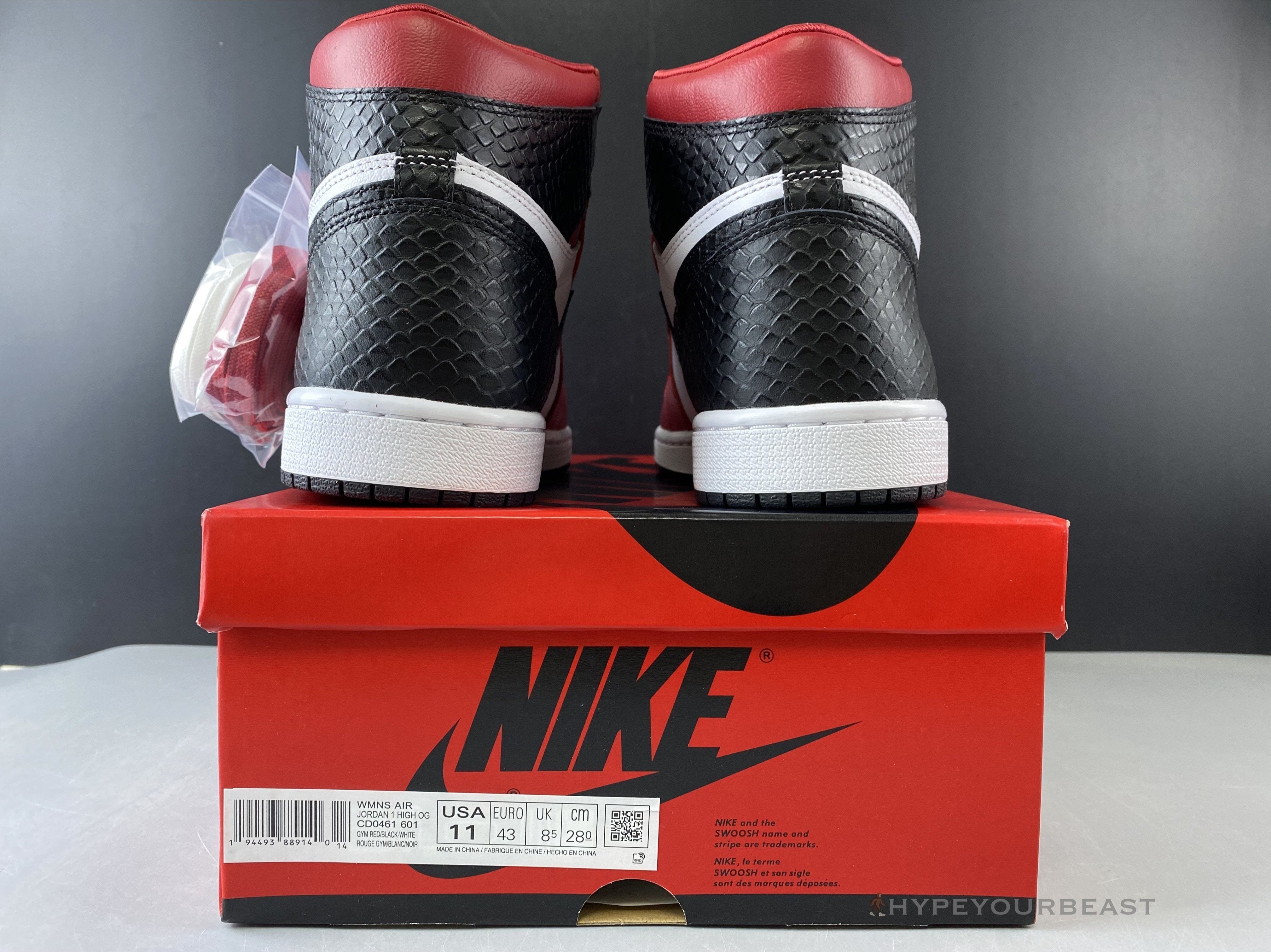 Air Jordan 1 Retro High Snake Chicago Satin