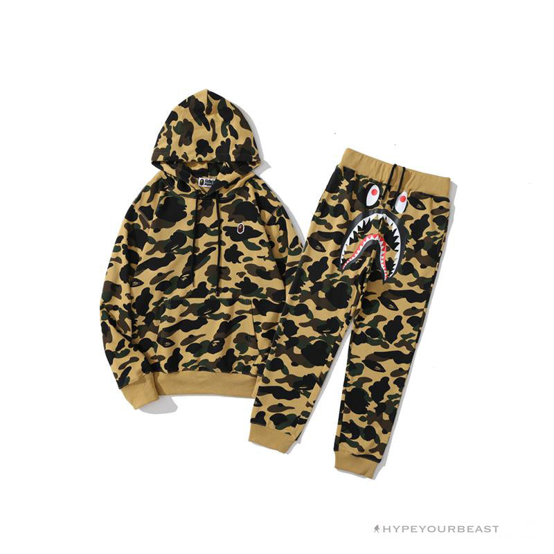 BAPE Camouflage Kangaroo Hooded Hoodie Yellow