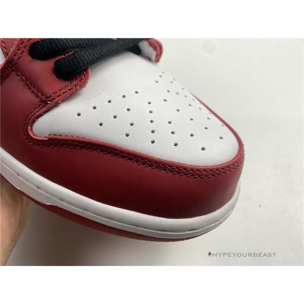 Nike SB Dunk Low Chicago