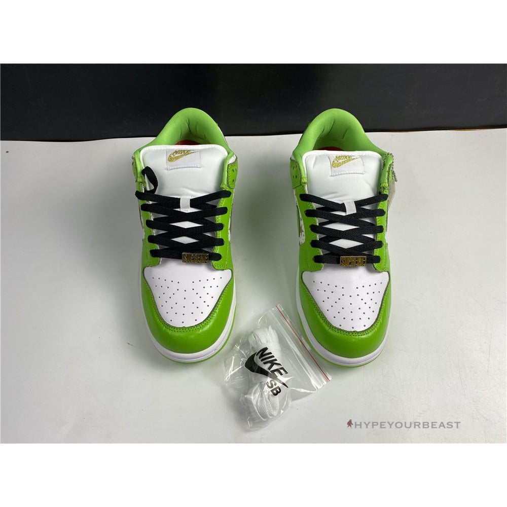 Nike SB Dunk Low Supreme Mean Green